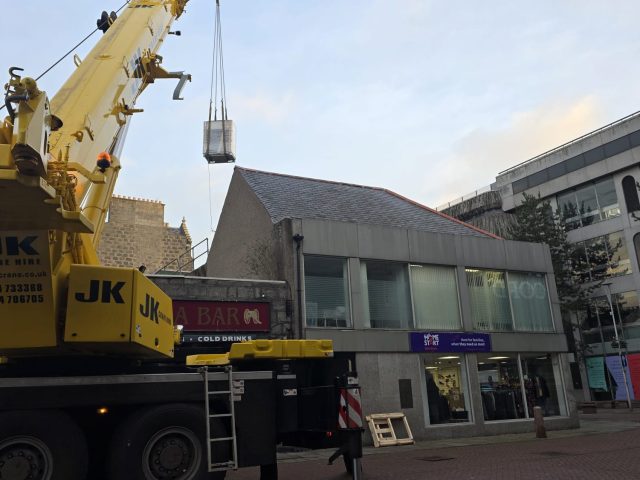 Home-Start Aberdeen Warms Up Charity Shop